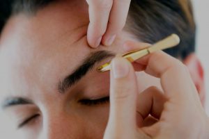 Emphasis the natural beauty of your eyes with our complete eye treatments. Cost-effective tinting and shaping, Bishops Stortford. Call 07927 797605 to book.