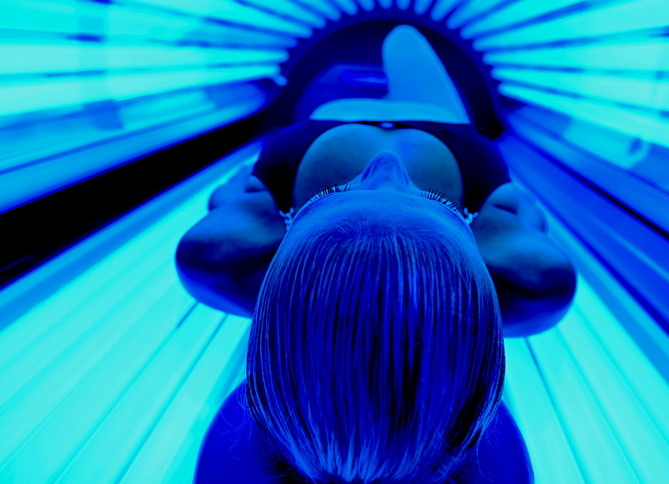 Are you Vitamin D Deficient? Tell-tail symptoms or possible signs you may be vitamin D deficient and how you can use sunbeds to boost your levels.